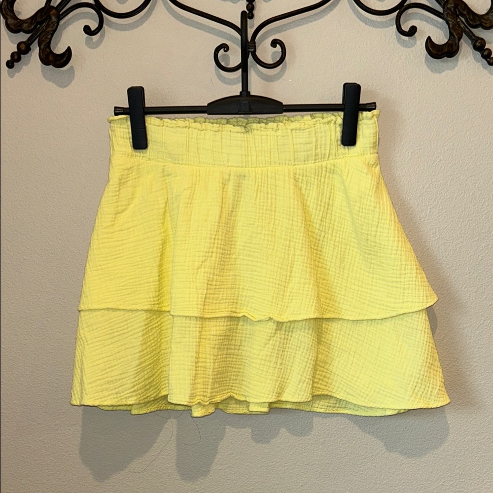SHOW ME YOUR MUMU TIERED SKIRT YELLOW SIZE MEDIUM